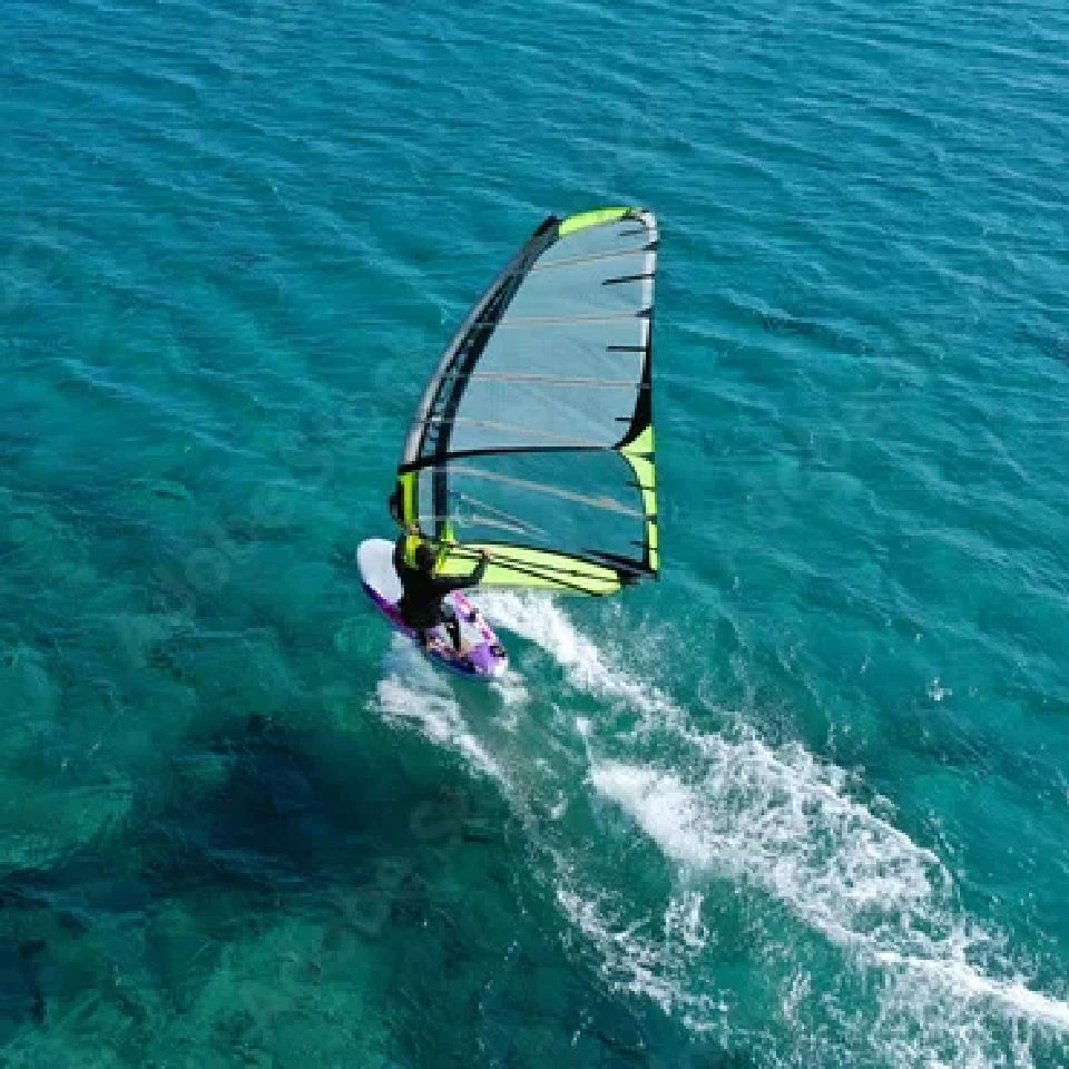 ウインドサーフィン